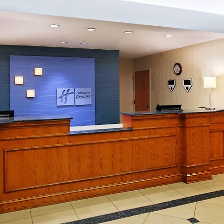 Holiday Inn Express Richmond-Brandermill-Hull Street By Ihg Esterno foto