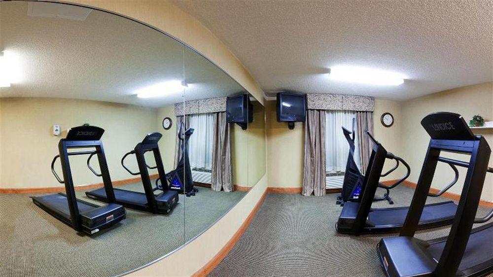 Holiday Inn Express Richmond-Brandermill-Hull Street By Ihg Esterno foto