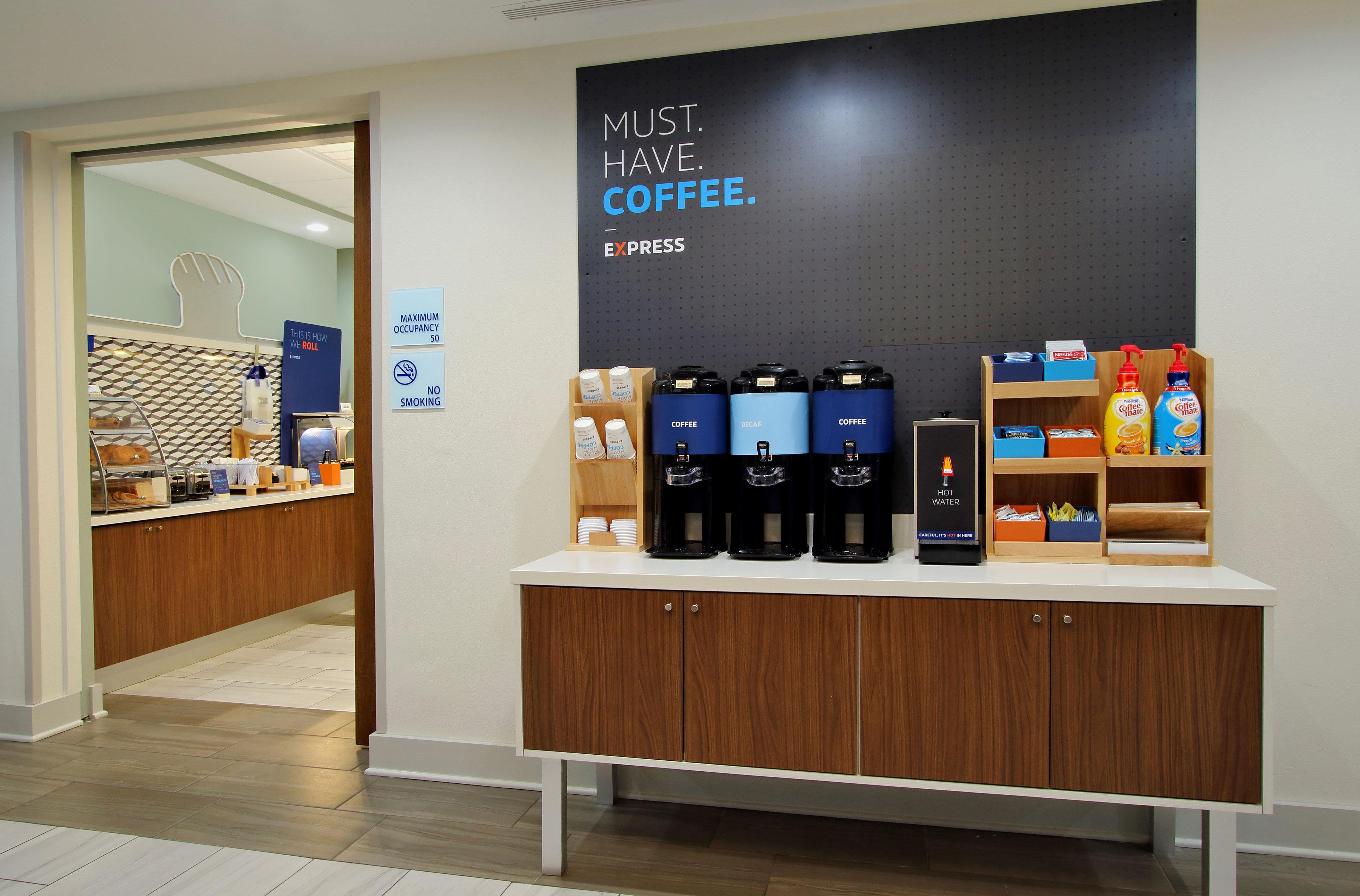 Holiday Inn Express Richmond-Brandermill-Hull Street By Ihg Esterno foto