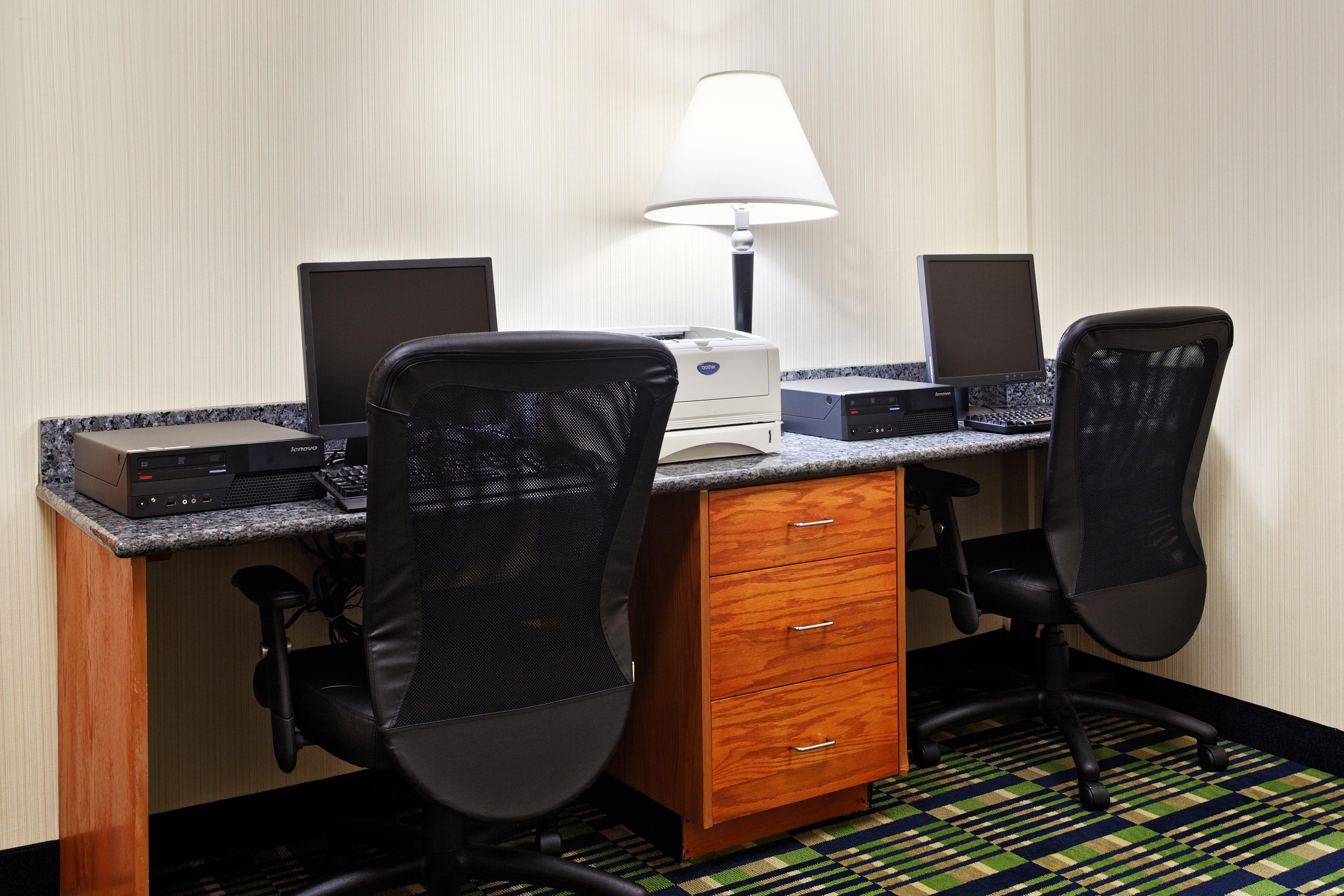 Holiday Inn Express Richmond-Brandermill-Hull Street By Ihg Esterno foto