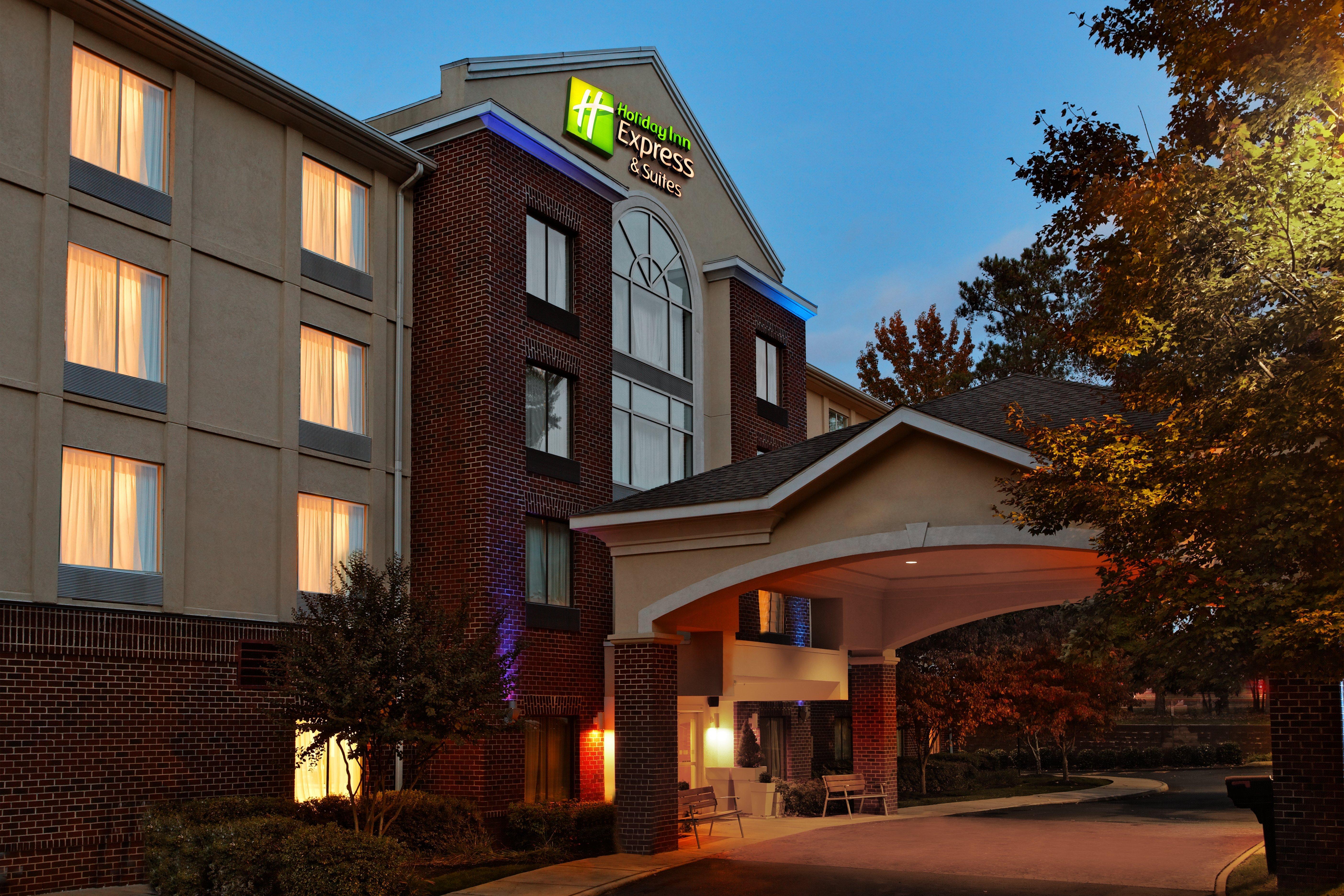 Holiday Inn Express Richmond-Brandermill-Hull Street By Ihg Esterno foto