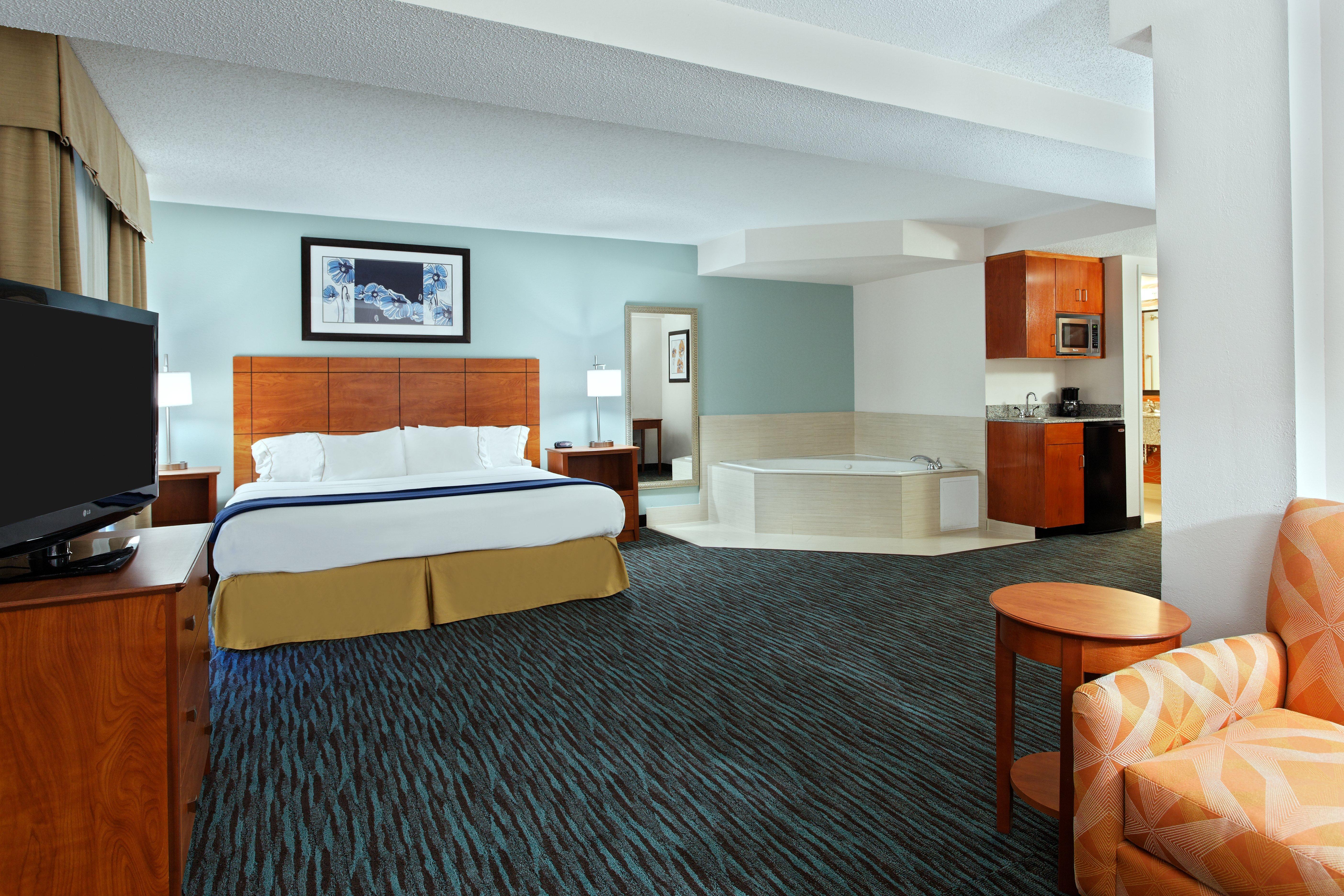 Holiday Inn Express Richmond-Brandermill-Hull Street By Ihg Esterno foto